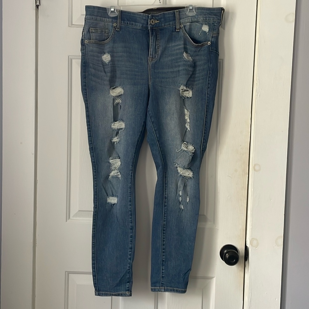 Torrid Bombshell skinny jeans with destruction